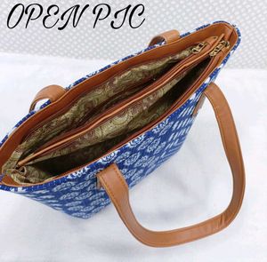 Colorful Handbag Set