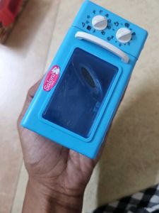 Saloni Toy Microwave Oven