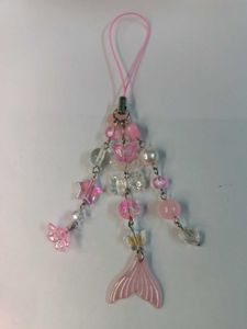 🌸🧜‍♀️ 3-Layered Mermaid Pink Beaded Phone Charm✨