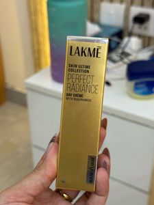 Lakme Perfect Radiance Day Cream
