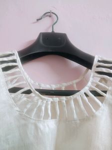 Short Kurti  (White)🤍