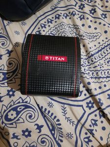 TITAN-watch Box