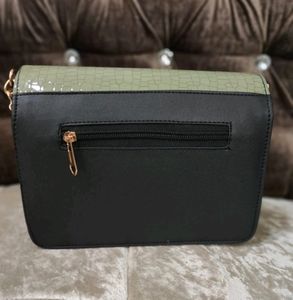 Sling Bag With Chain
