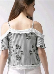 (New) Off-shoulder Top
