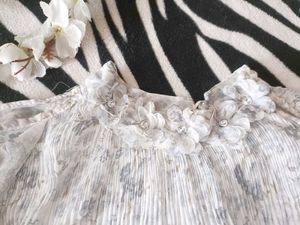 Floral Print Cold Shoulder Top