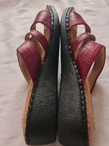 Stylish Red Flats