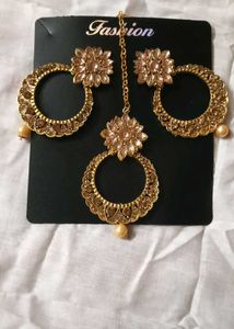 Golden Floral Jewelry Set