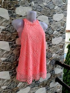 Elegant Lace Sleeveless Top