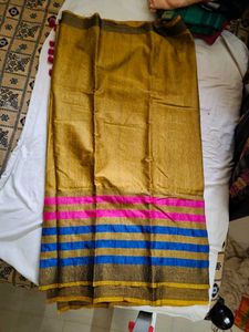 Elegant Saree with Striped Detail