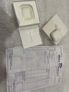 Used Apple AirPods 2nd Gen