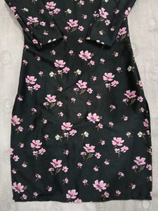 🌸Floral Printed Kurti In New Condition