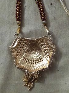 Gold Tone Beaded Necklace