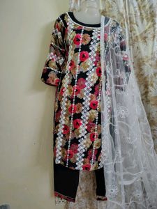 Floral Kurta Set Size 40 Beautiful Net Dupatta