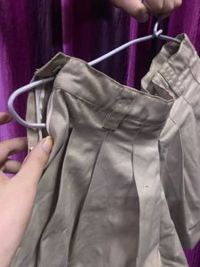 Devider Short