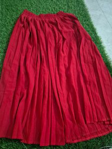 Classy &elegent Pallet Skirts