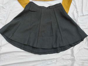 Forever 21 Top &amp; Puella Short Skirt Set ( Combo )