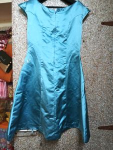 Party wear