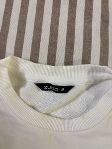 Cute White Sweatshirt💕