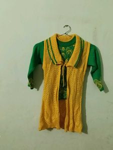 Girls&#39; Green &amp; Yellow Knit Set