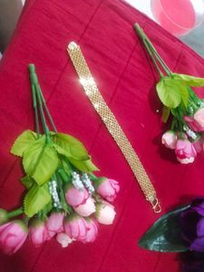 Tranding Men Or Boys Hand Breclet Gold