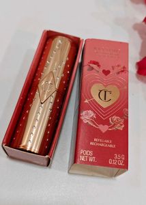 Charlotte Tilbury Kissing Lipstick