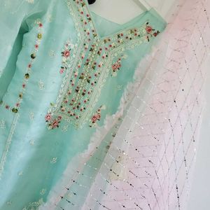 Elegant Mint Green Embroidered Salwar Kameez