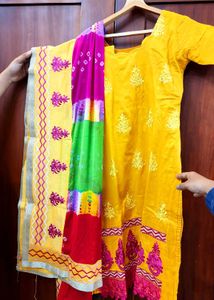 Yellow Embroidered Salwar Kameez