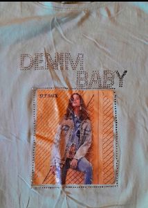 Girl&#39;s T Shirt