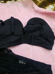 Black Lace Lingerie Set