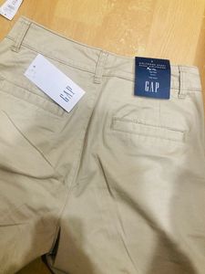 Gap NWOT GIRLFRIEND Khaki Trousers For Women