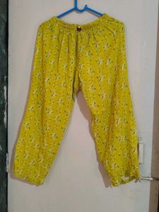 Kurta Set Beutiful Pure cotton Yellow Green Colo