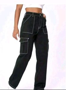 BLACK JEANS