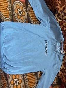 Light Blue 'Victorious' Sweatshirt🌟