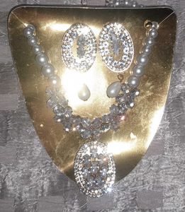 A.D diamond necklace set