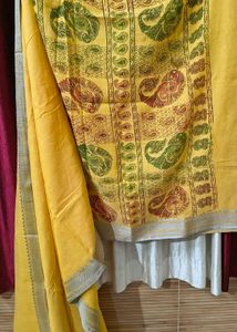 Elegant Yellow Saree without Blouse Piece