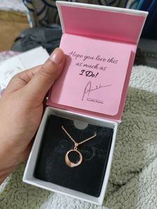 Giva Rose Gold Circle Of Love Pendant W Link Chain