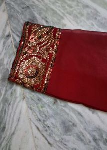 Maroon &amp; Gold Embellished Kurti With Pant