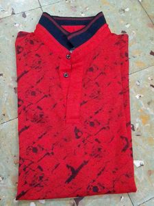 Half-sleeved Tshirt