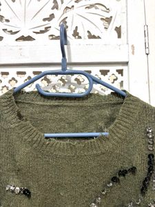 🎀Olive Green Embellished Sweater C