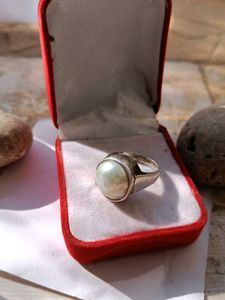 KESHI PEARL RING ABOVE 10 CARAT
