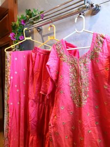 🎀💘Women Sharara Suit with Dupatta💘🎀