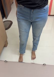 Roadster Mom Fit Jeans
