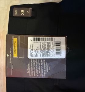 blackberry Men&#39;s Black Pants