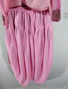 Pink Embroidered Kurta Set (Women&#39;s)