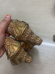 Beautiful Diamond Mojdi Heel