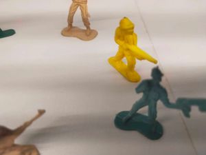 Toy Soldiers - Classic Fun!