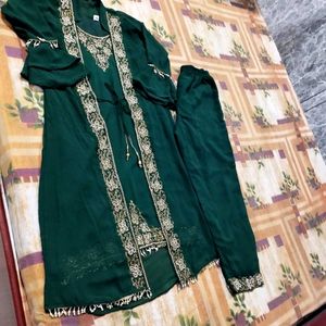 Elegant Green Embroidered Shalwar Kameez