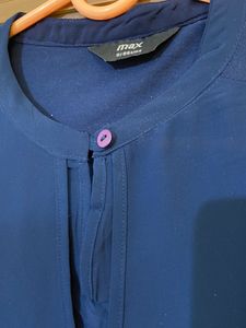 Sleeveless Top By Max | Navy Blue