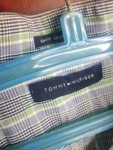 Men&#39;s Checkered Shirt