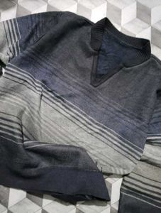 Korean Unisex V-neck Sweater